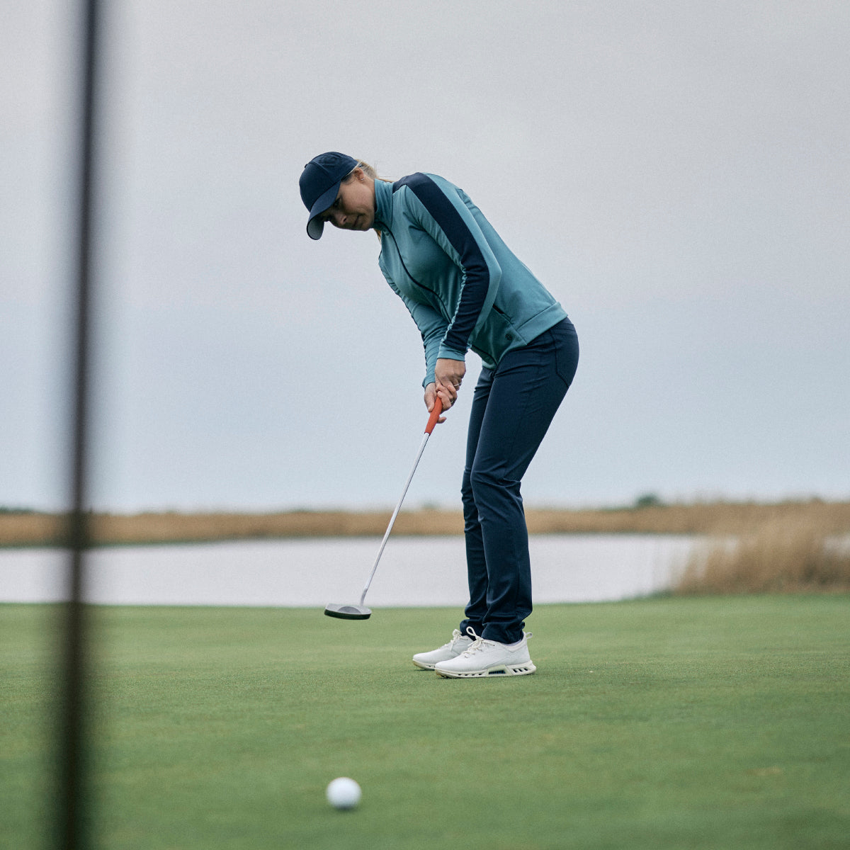 Galvin Green Ladies Full-Zip INSULA Golf Jacket with Smart Navy Details
