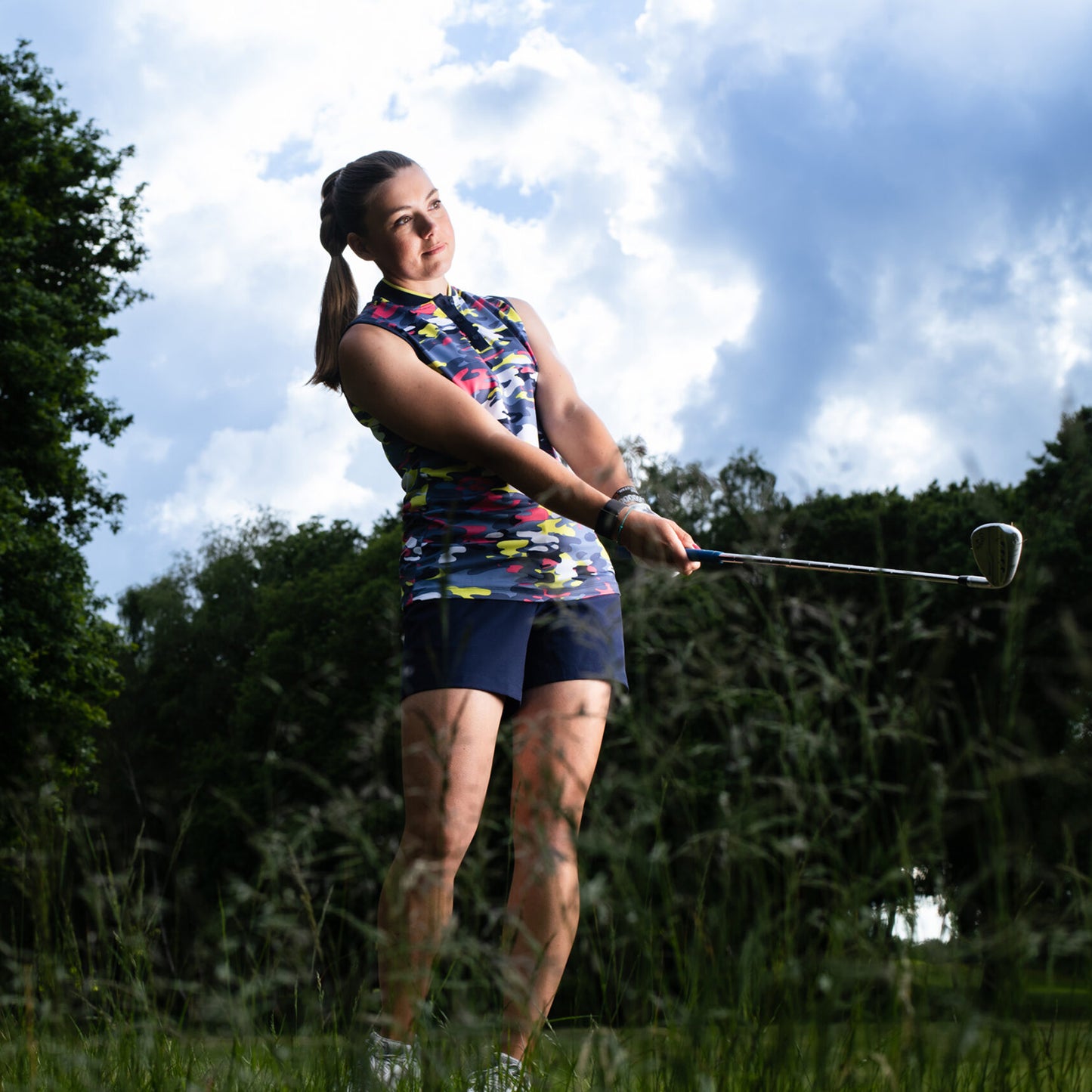 Callaway Ladies Woven Short Shorts With Truesculpt in Peacoat