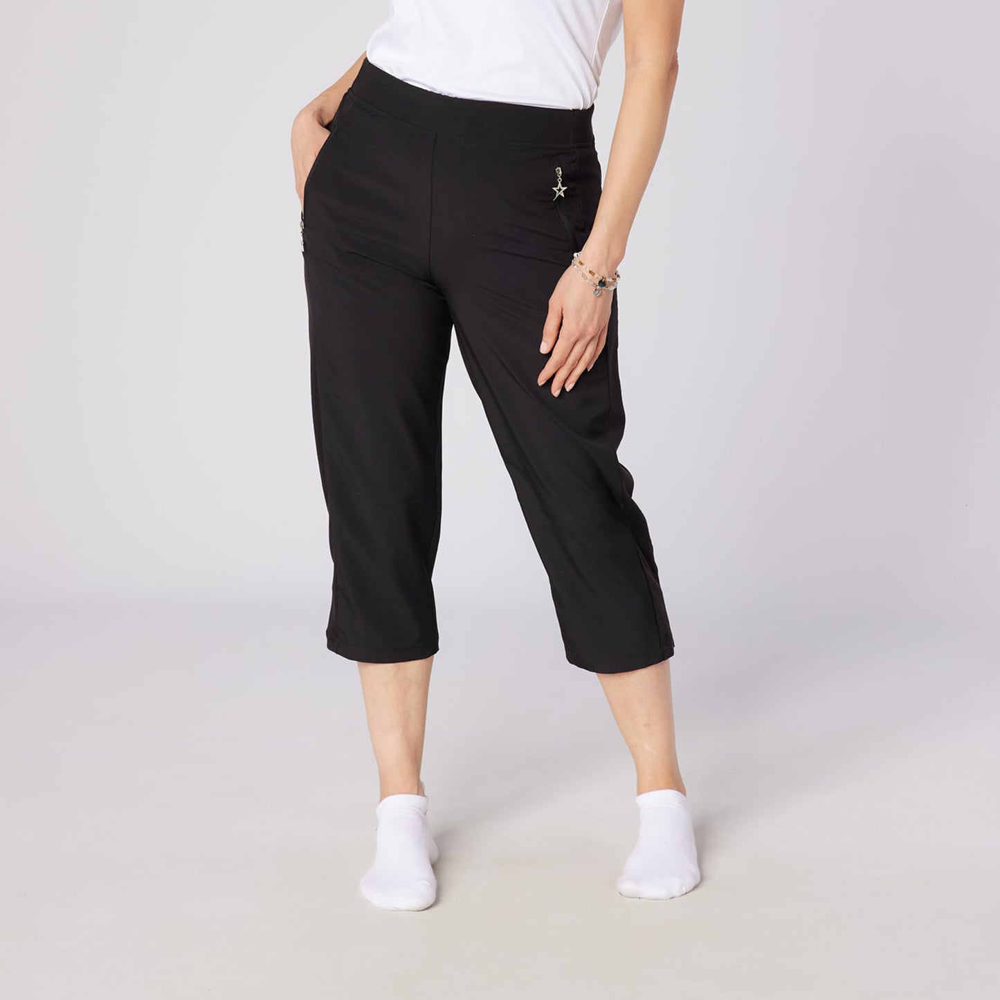 Swing Out Sister Ladies Black Pull-On Capris - Stretch Woven Comfort for Effortless Movement