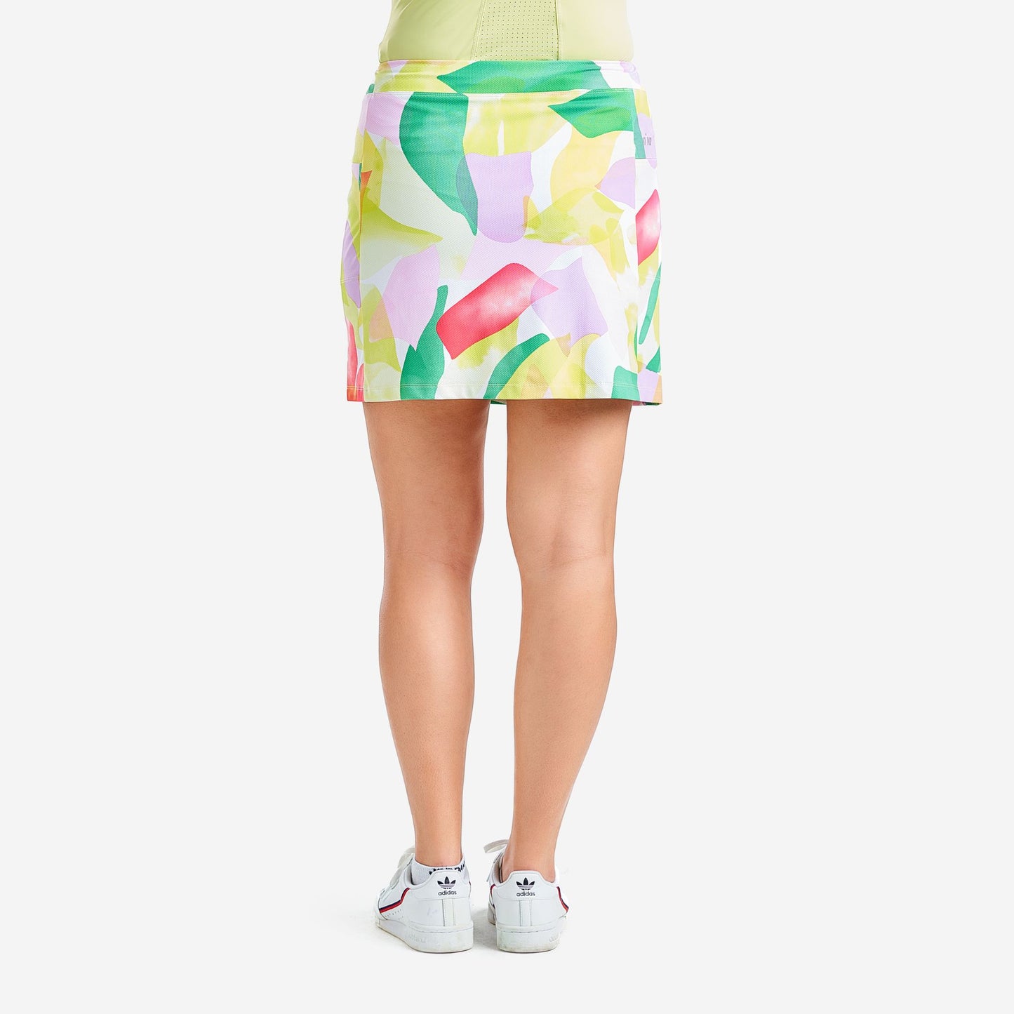 Nivo Ladies LivCool Pull-On Skort in Abstract Print
