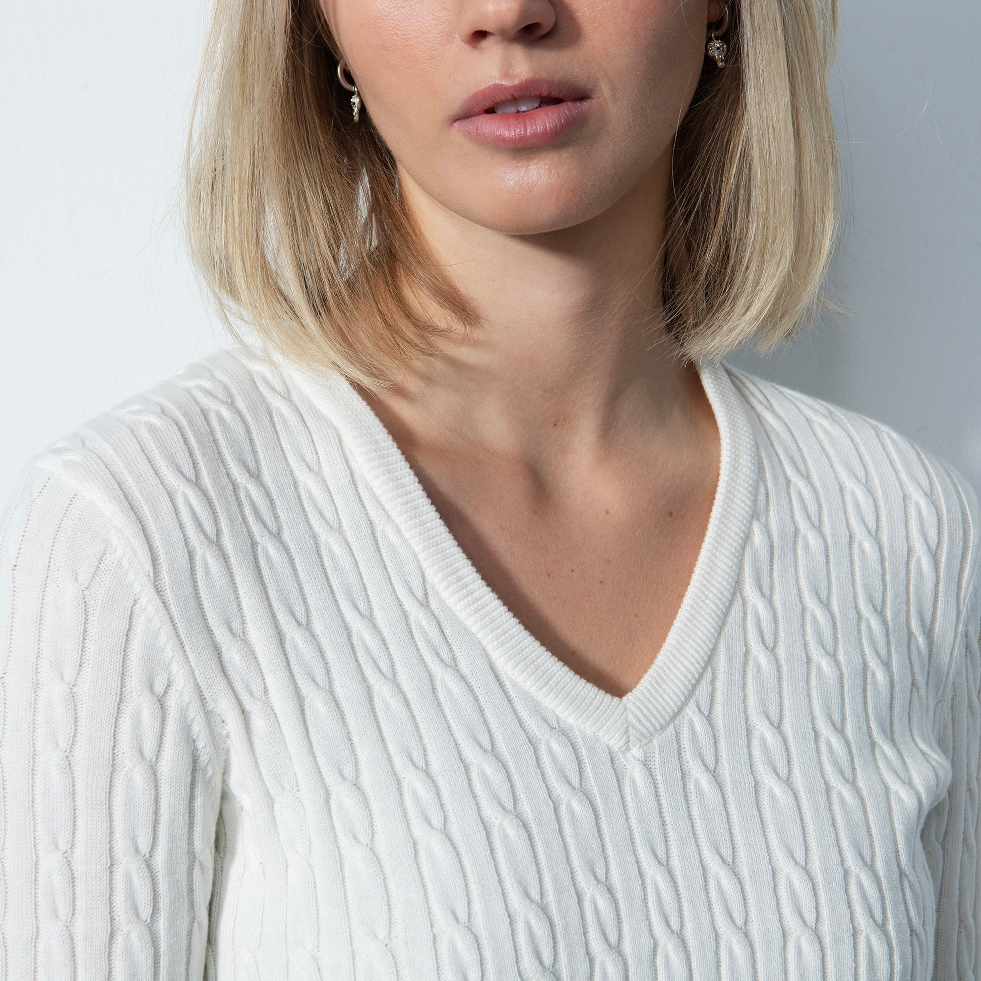 Daily Sports Ladies Cotton & Cashmere Cable Knit Sweater in White