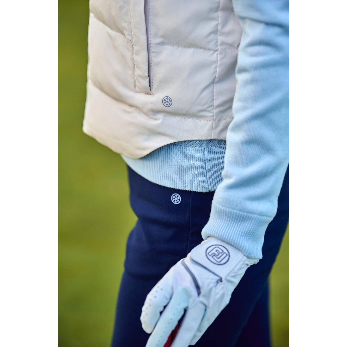FootJoy Ladies Soft Shell Thermal Insulated Gilet in Off White