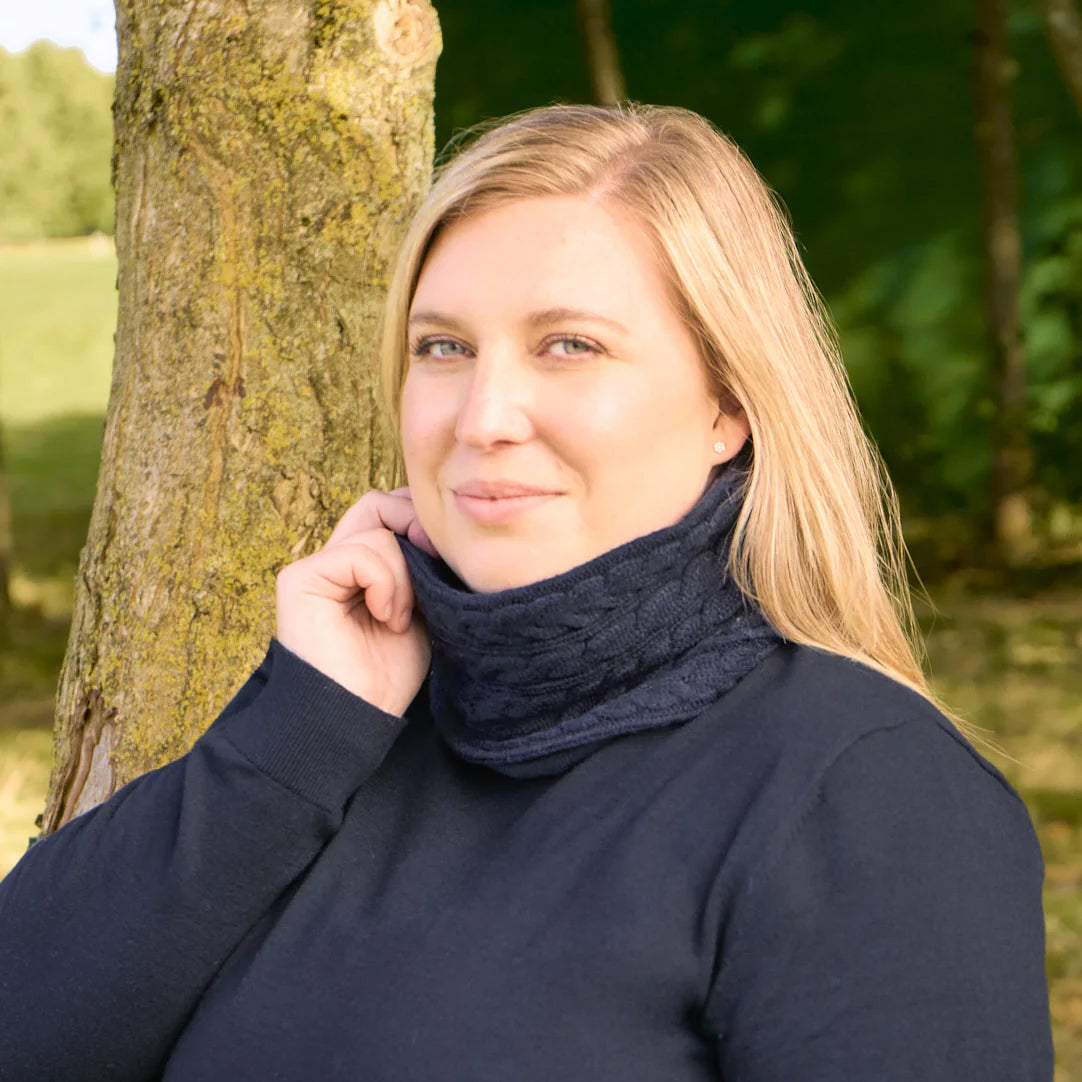 Surprizeshop Ladies Navy Fleece Lined Waterproof Snood
