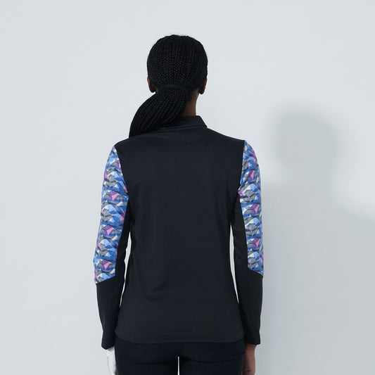 Daily Sports Ladies Brushed Back Top in Black with Wave Print