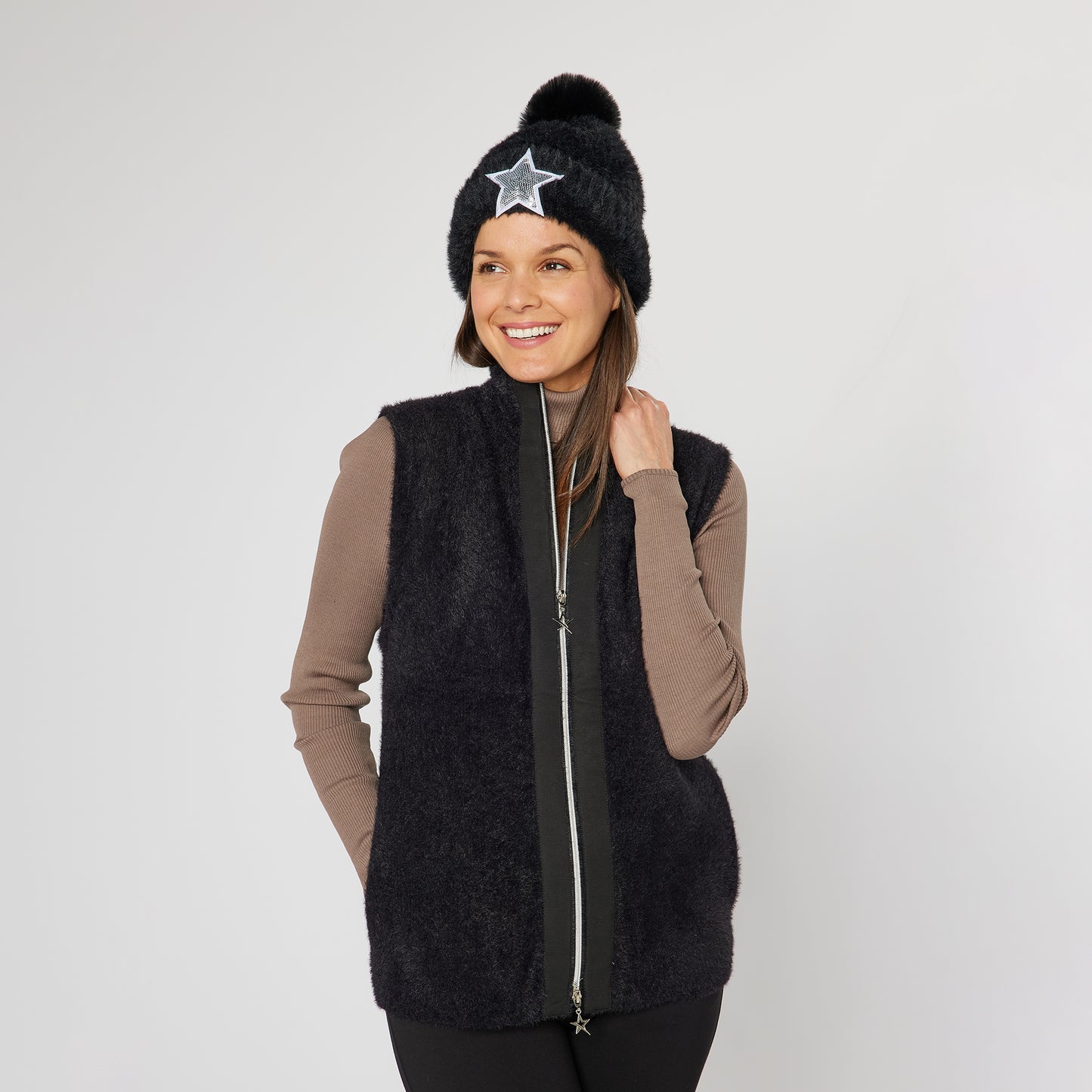 Swing Out Sister Ladies Soft-Stretch Faux Fur Gilet in Black