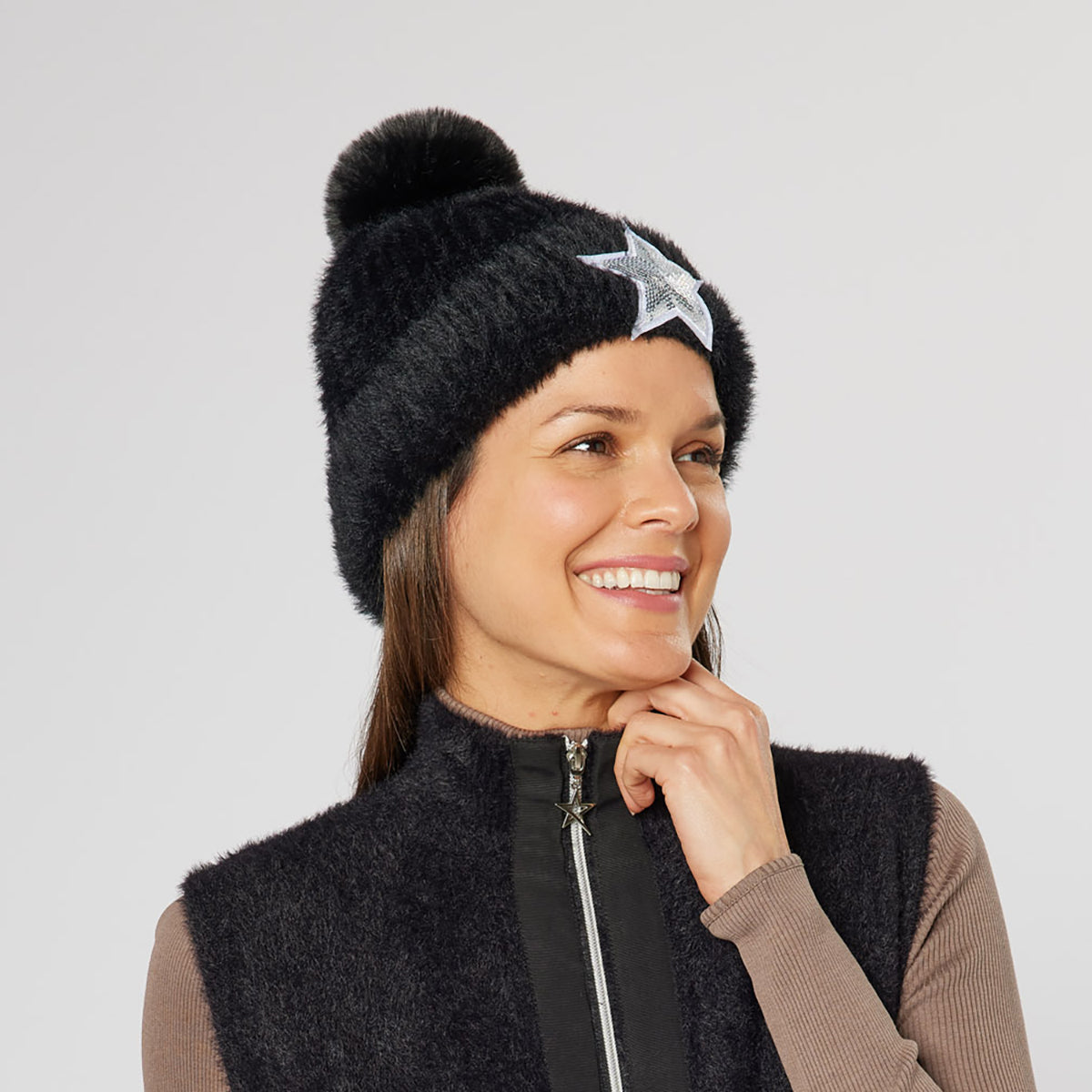 Swing Out Sister Ladies Fully Lined Faux Fur Bobble Hat in Black