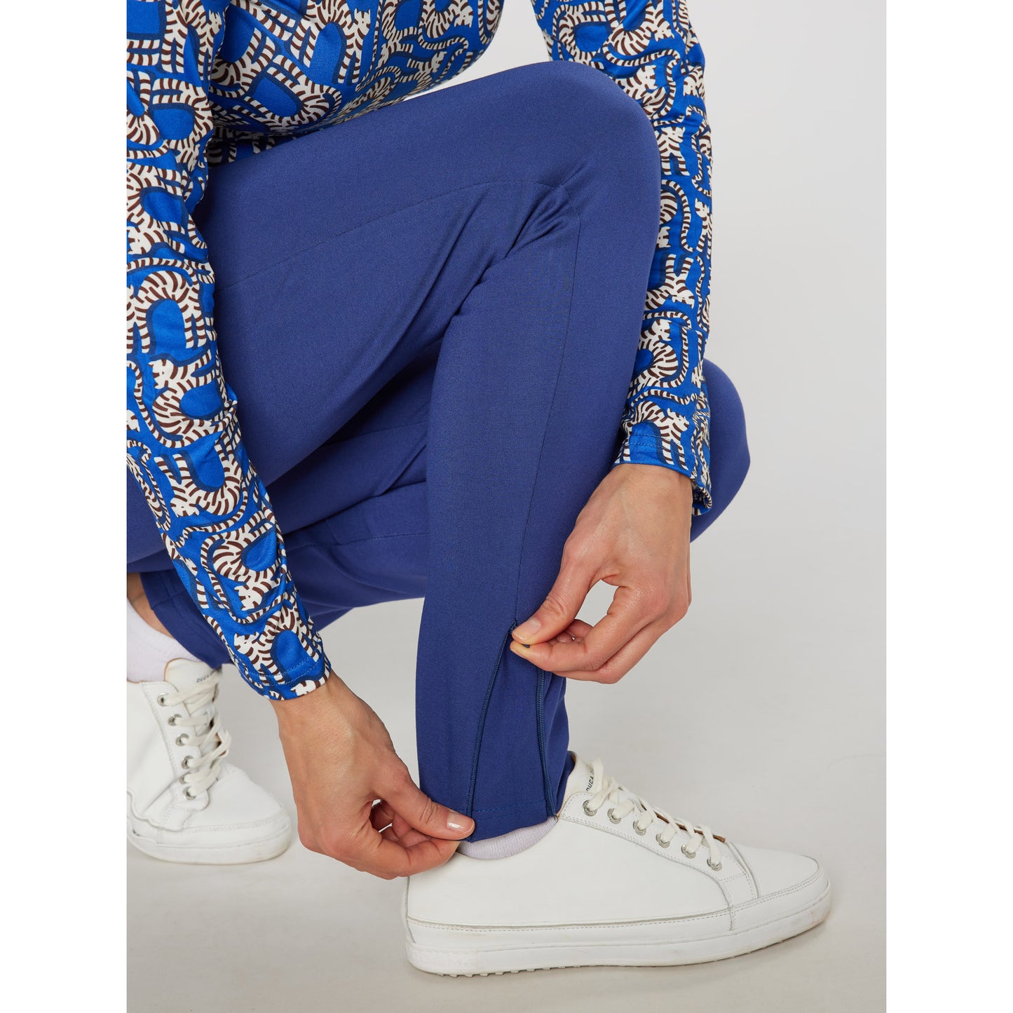 Swing Out Sister Ladies Pull-On Trousers with Ankle Zip