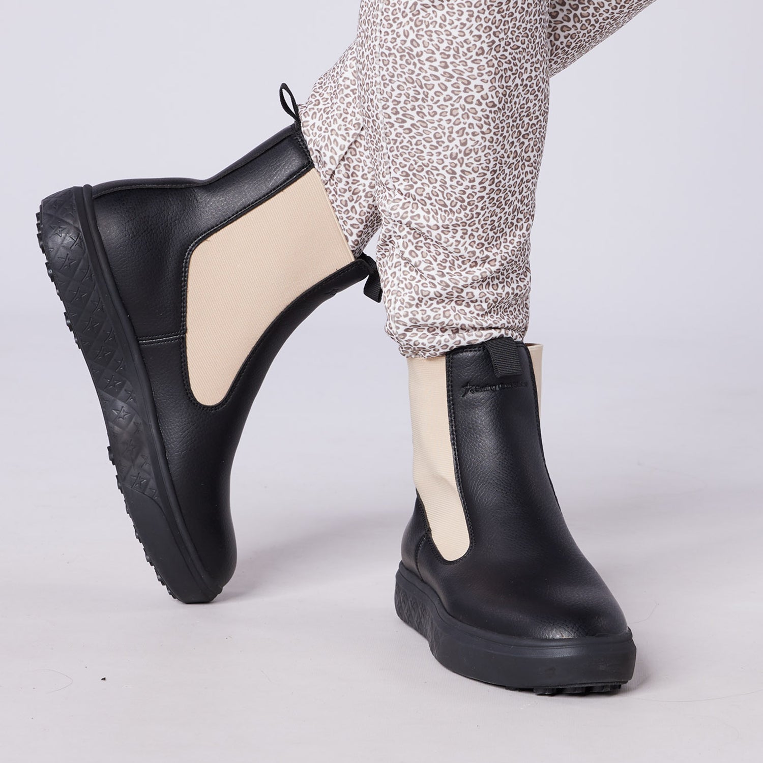 Swing Out Sister Ladies Pull-On Waterproof Chelsea Winter Boot in Black