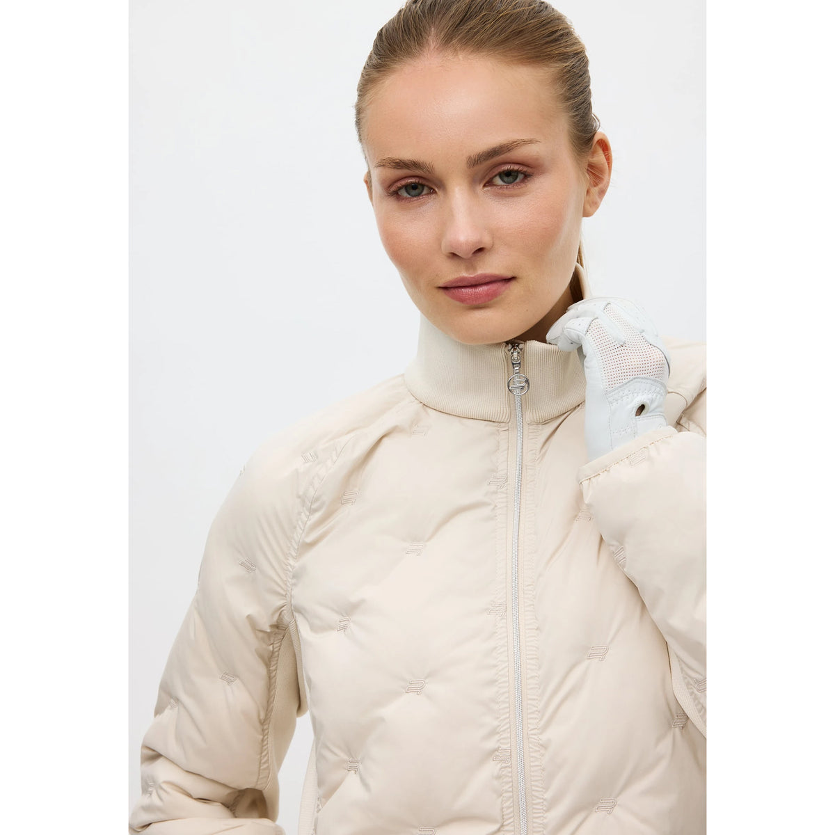 Rohnisch Ladies Hybrid Jacket - Lightweight Comfort & Stretch Flexibility for Every Swing