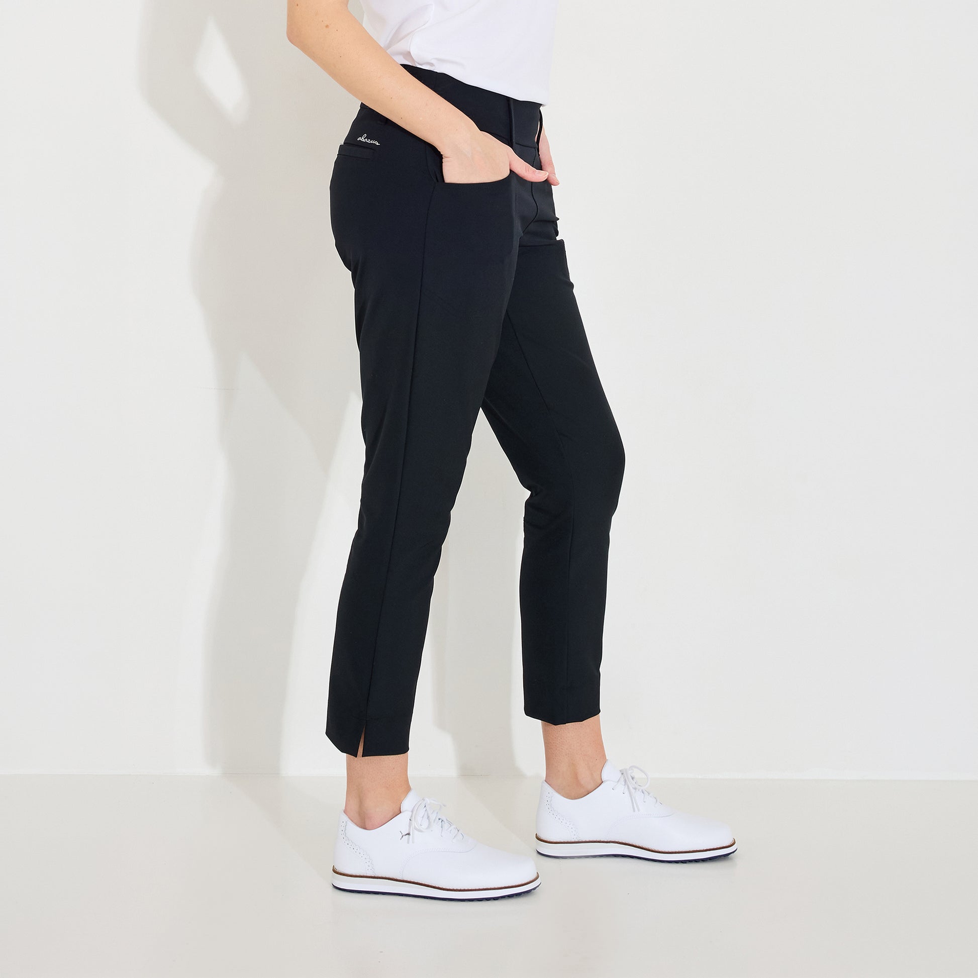 Abacus Ladies 7/8 Trousers in Black- Effortless Style & Performance