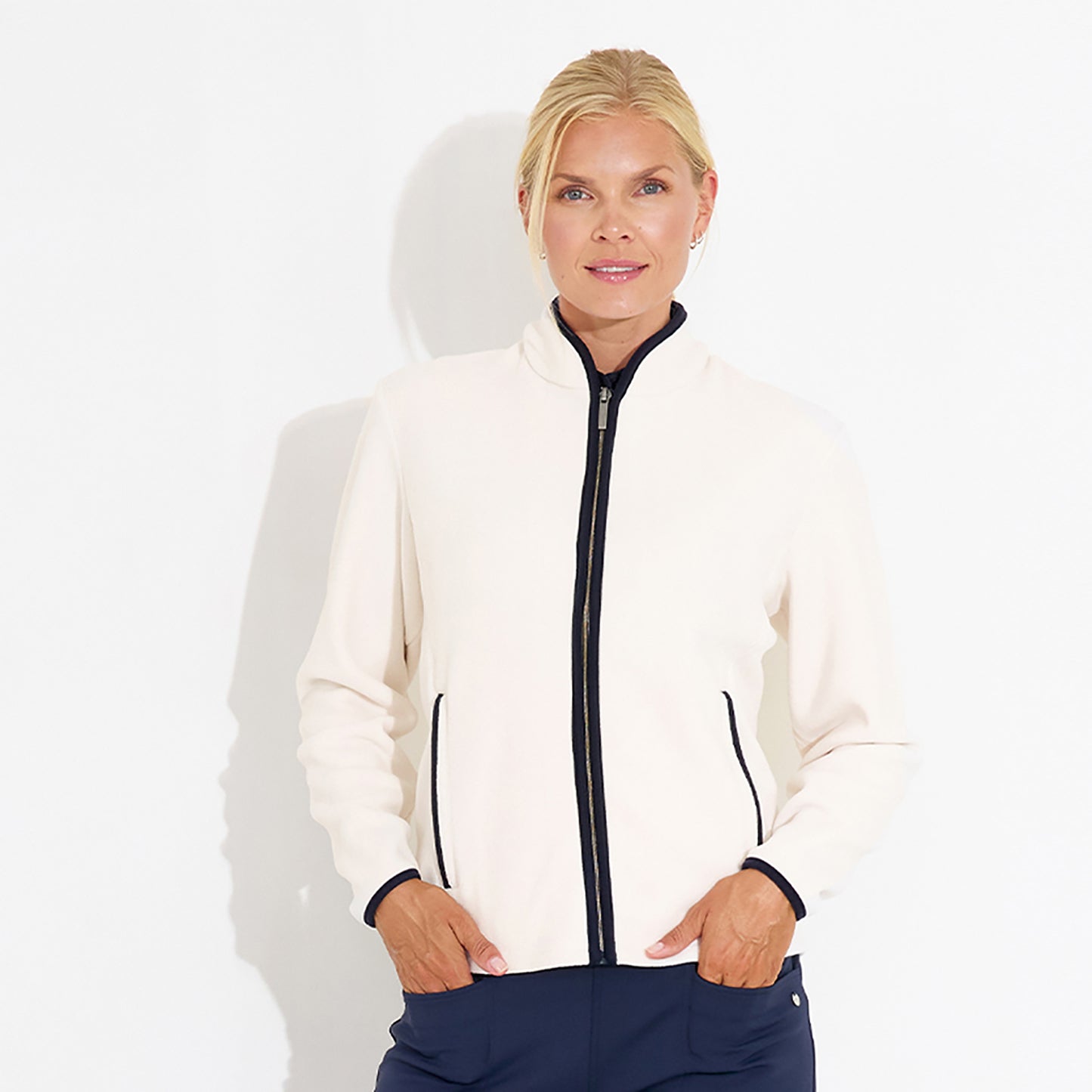 Abacus Ladies Super-Soft Fleece Mid-Layer Jacket - Cosy Comfort for Cooler Days