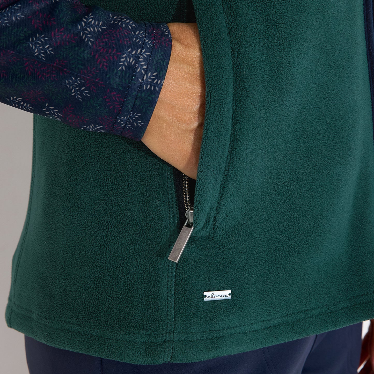 Abacus Ladies Super-Soft Fleece Gilet - Warmth, Comfort & Freedom to Move