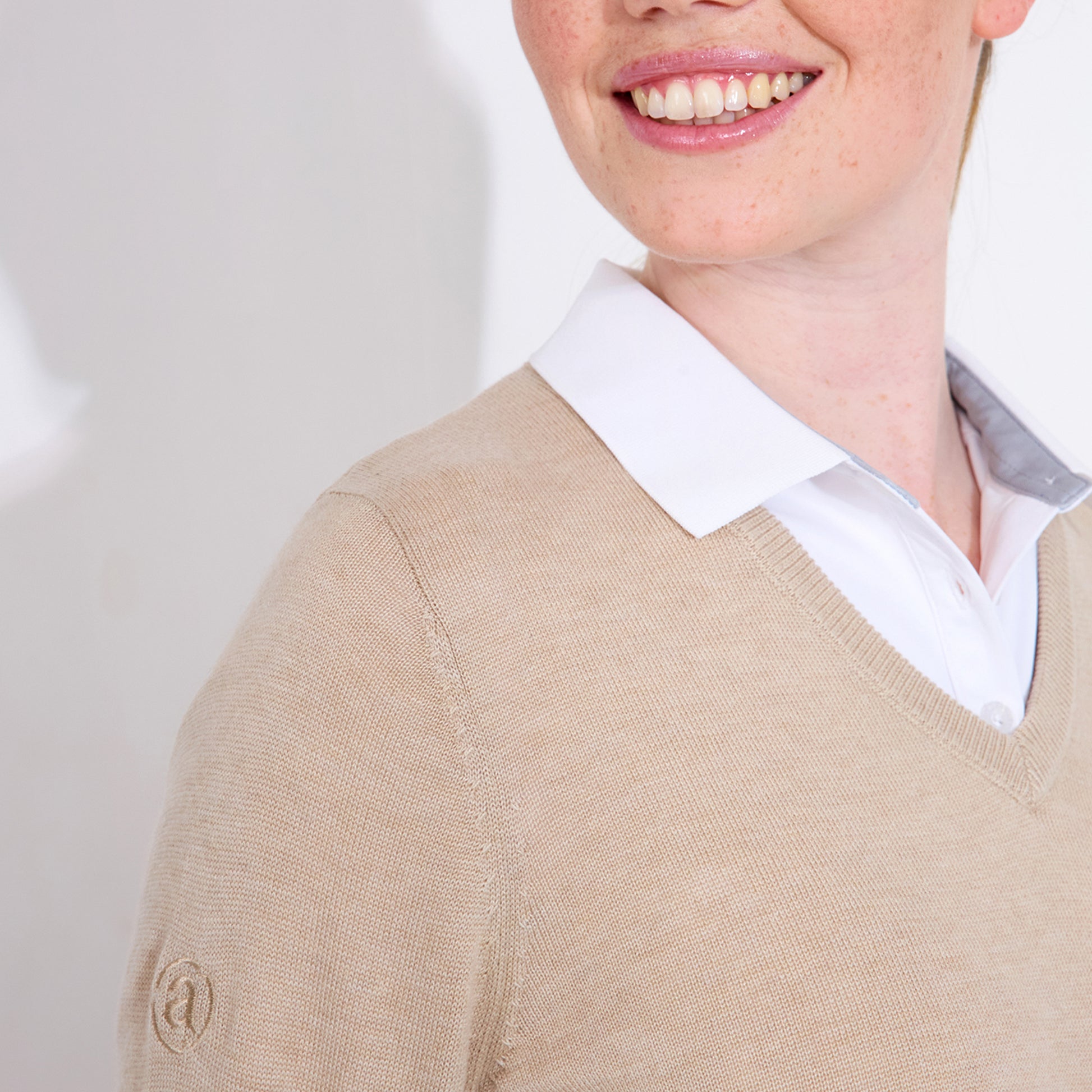 Abacus Ladies Merino Blend V-Neck Pullover