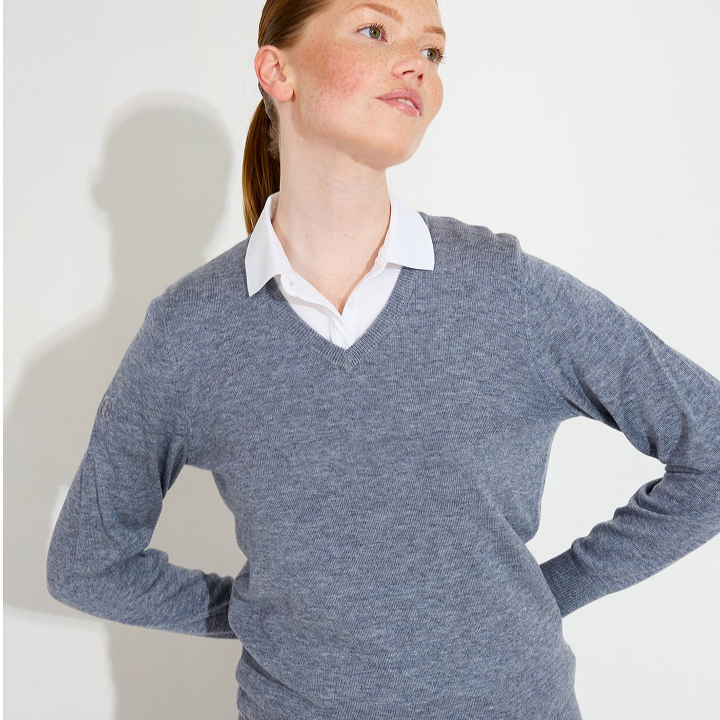 Abacus Ladies Merino Blend V-Neck Pullover