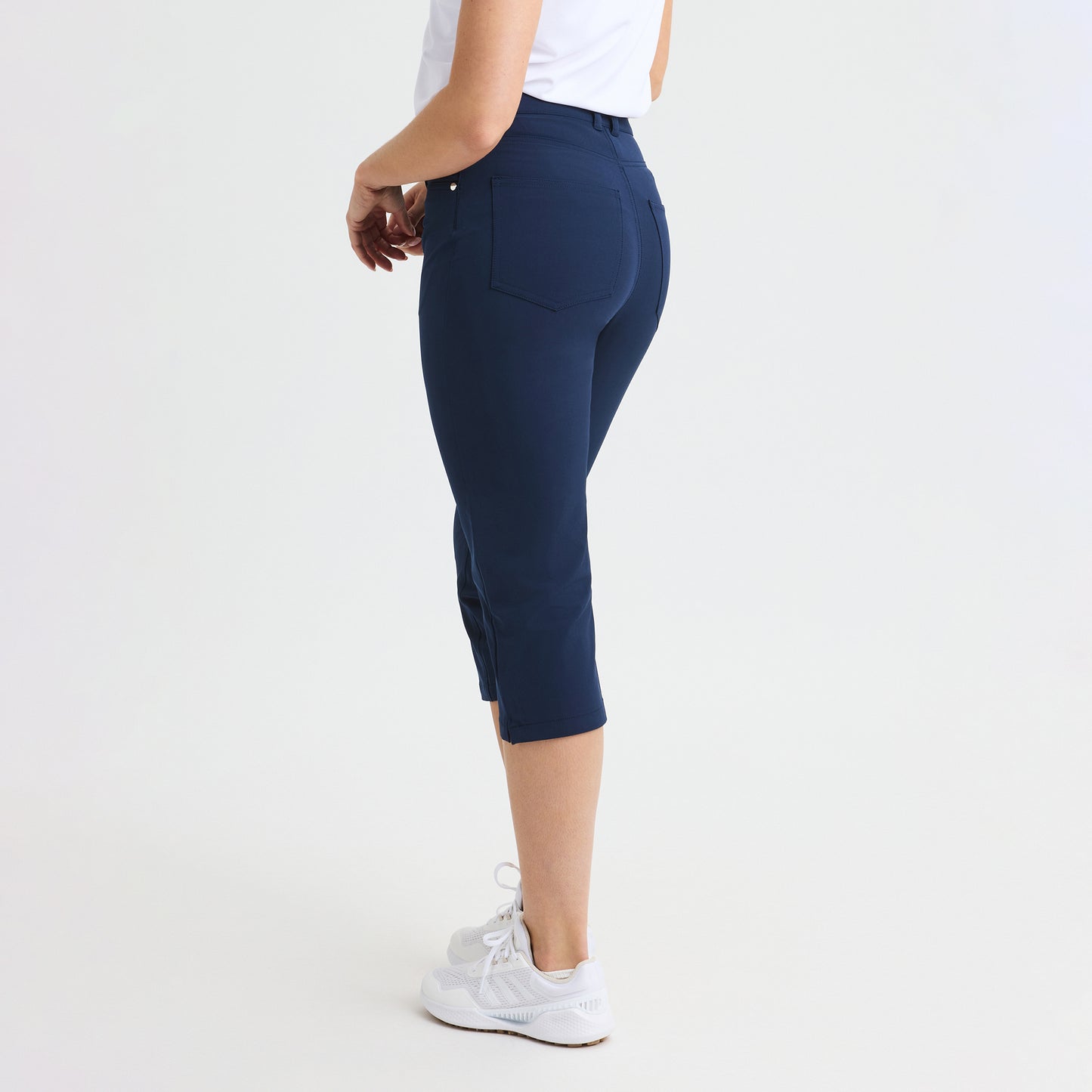 Rohnisch Ladies Lightweight Comfort Golf Capris in Navy