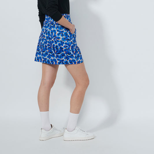 Daily Sports Ladies Quick Dry Pull-On Skort in Retro Floral Print