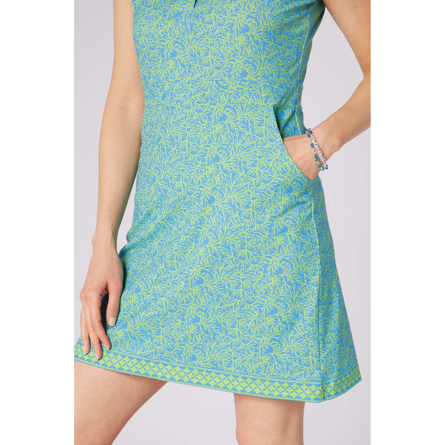 Swing Out Sister Ladies Sleeveless Gentle A-Line Golf Dress for Effortless Style from Fairway to Clubhouse