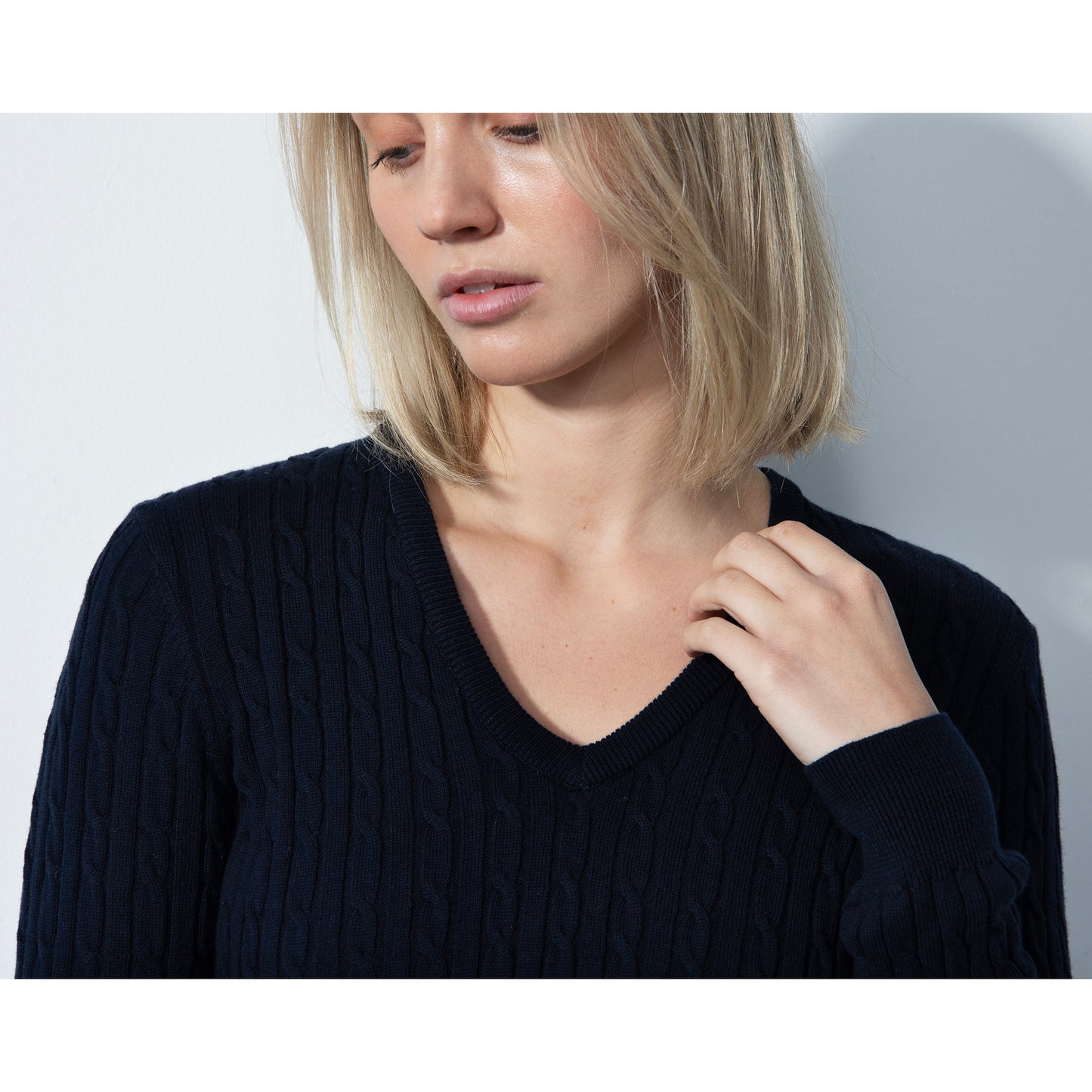 Daily Sports Ladies Cotton & Cashmere Cable Knit Sweater in Navy