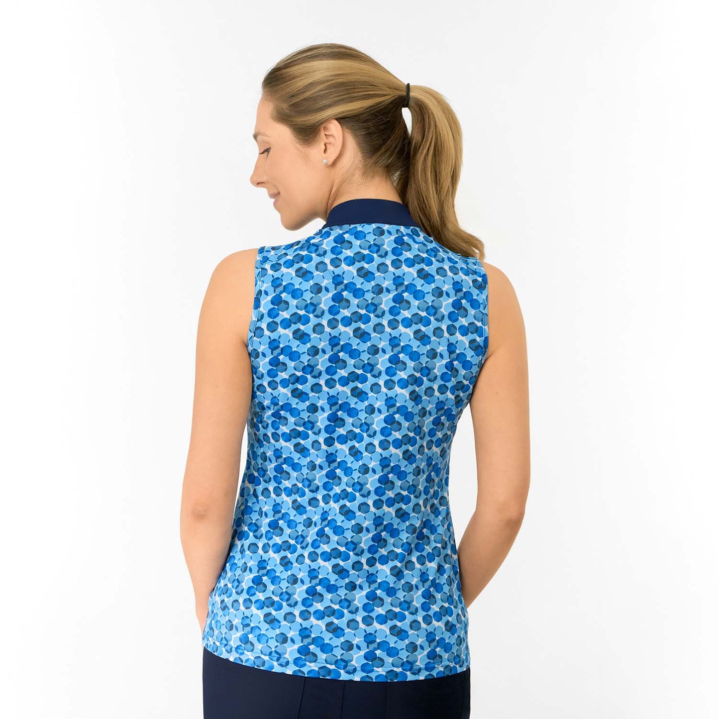 Pure Golf Ladies Sleeveless Dress with Abstract Dot Print for Fresh Fairway Appeal