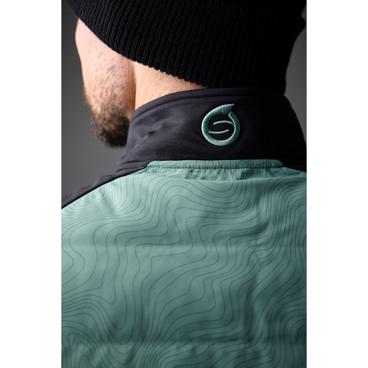 Sunderland Mens Thermal Gilet with Contrast Stretch Side Panels and a Water Repellent Finish