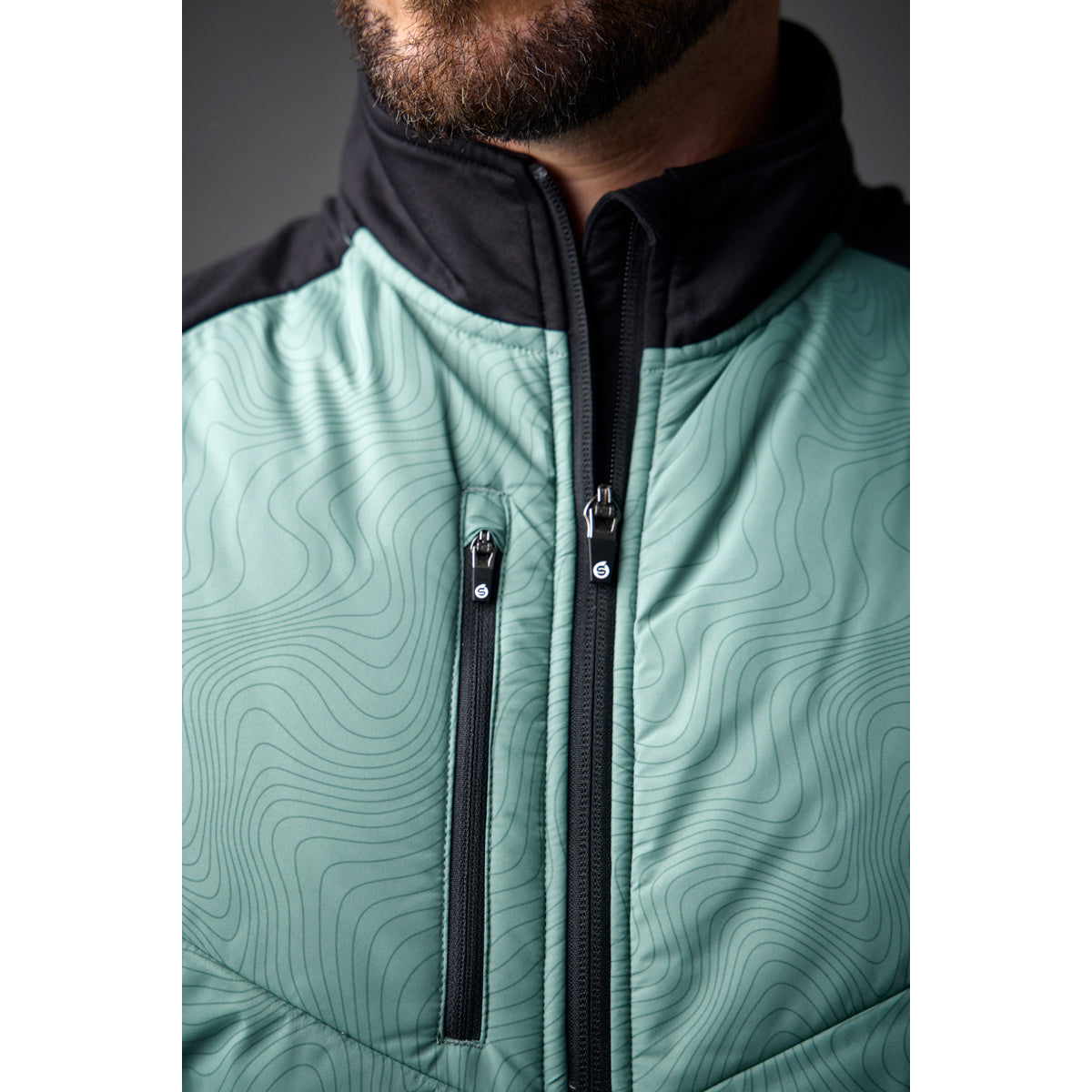 Sunderland Mens Thermal Gilet with Contrast Stretch Side Panels and a Water Repellent Finish