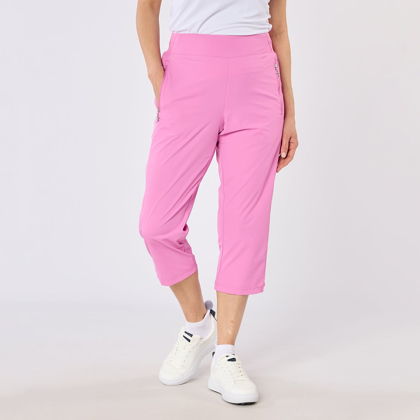 Swing Out Sister Ladies Pull-On Capris - Stretch Woven Comfort for Effortless Movement