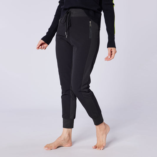 Swing Out Sister Ladies Wind & Water Resistant Pull-On Stretch Jogger in Black