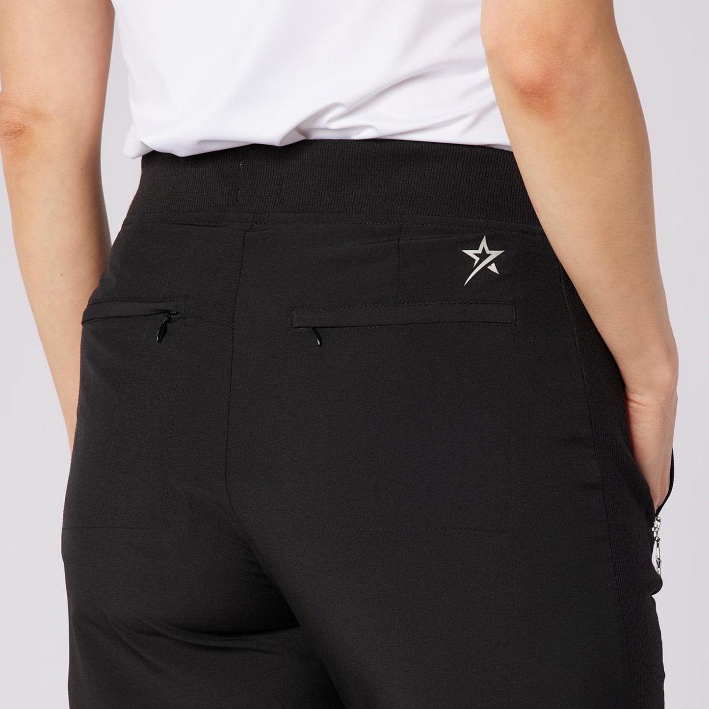 Swing Out Sister Ladies Black Pull-On Capris - Stretch Woven Comfort for Effortless Movement