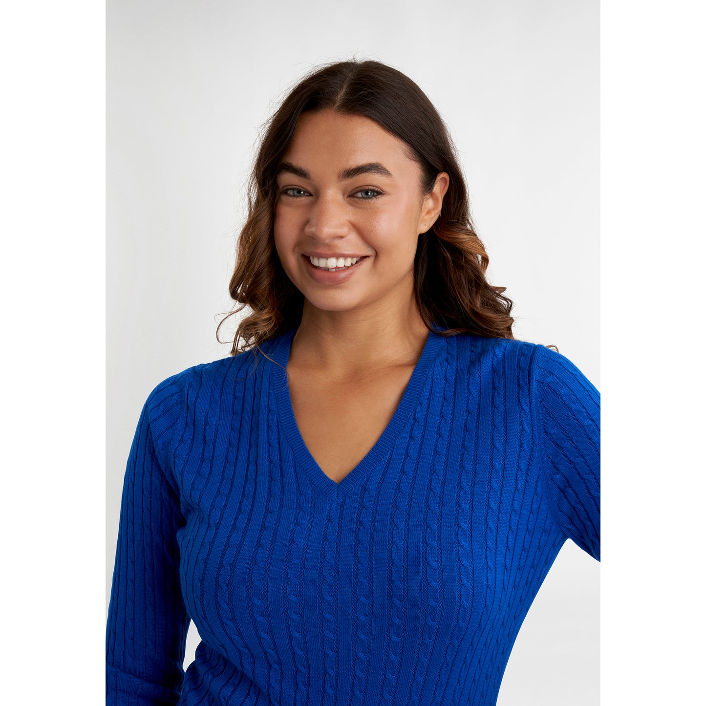 Green Lamb Ladies Cashmere Blend V-Neck Cable Knit Sweater