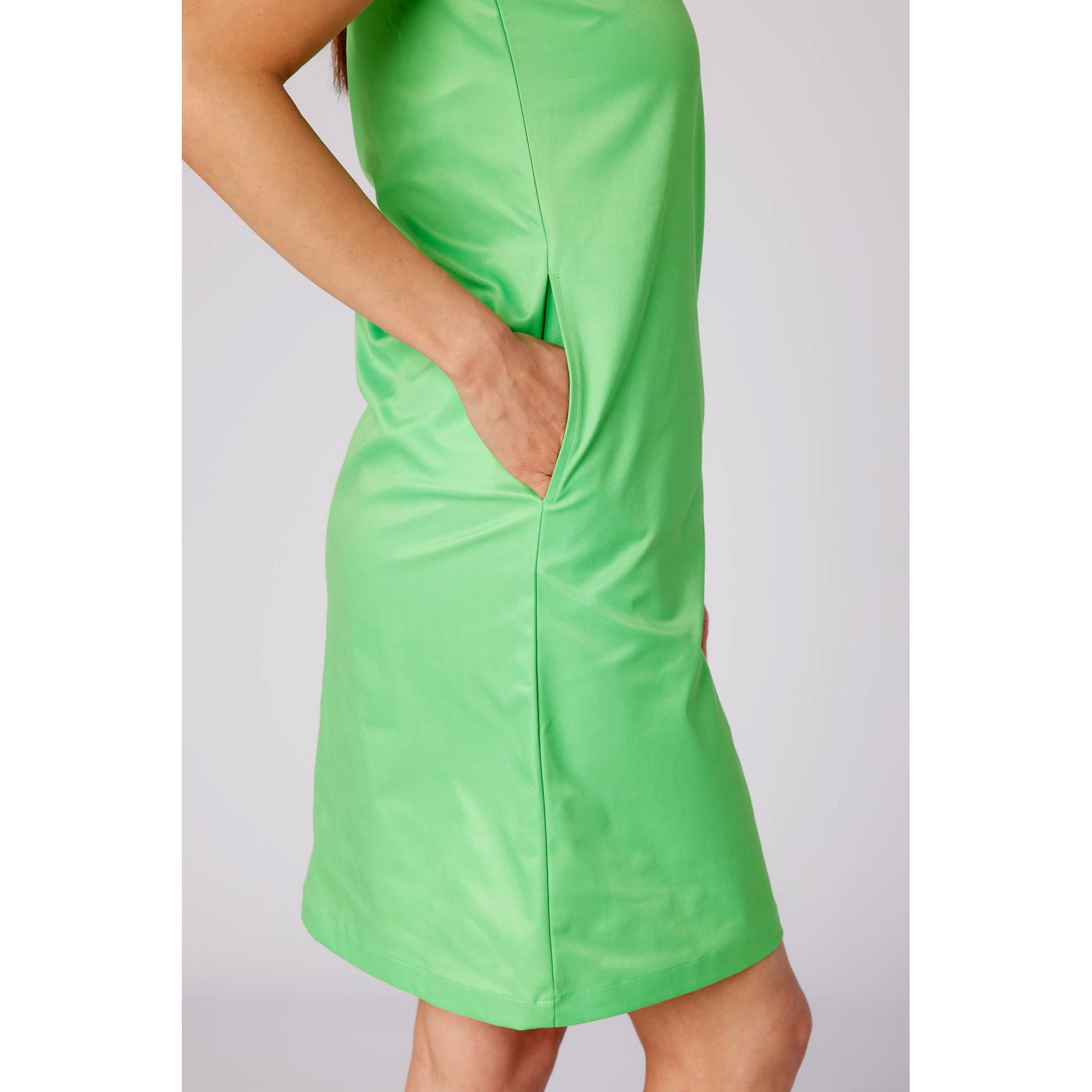 Swing Out Sister Ladies Sleeveless Dress with Sleek Shift Design for Comfort & Confidence