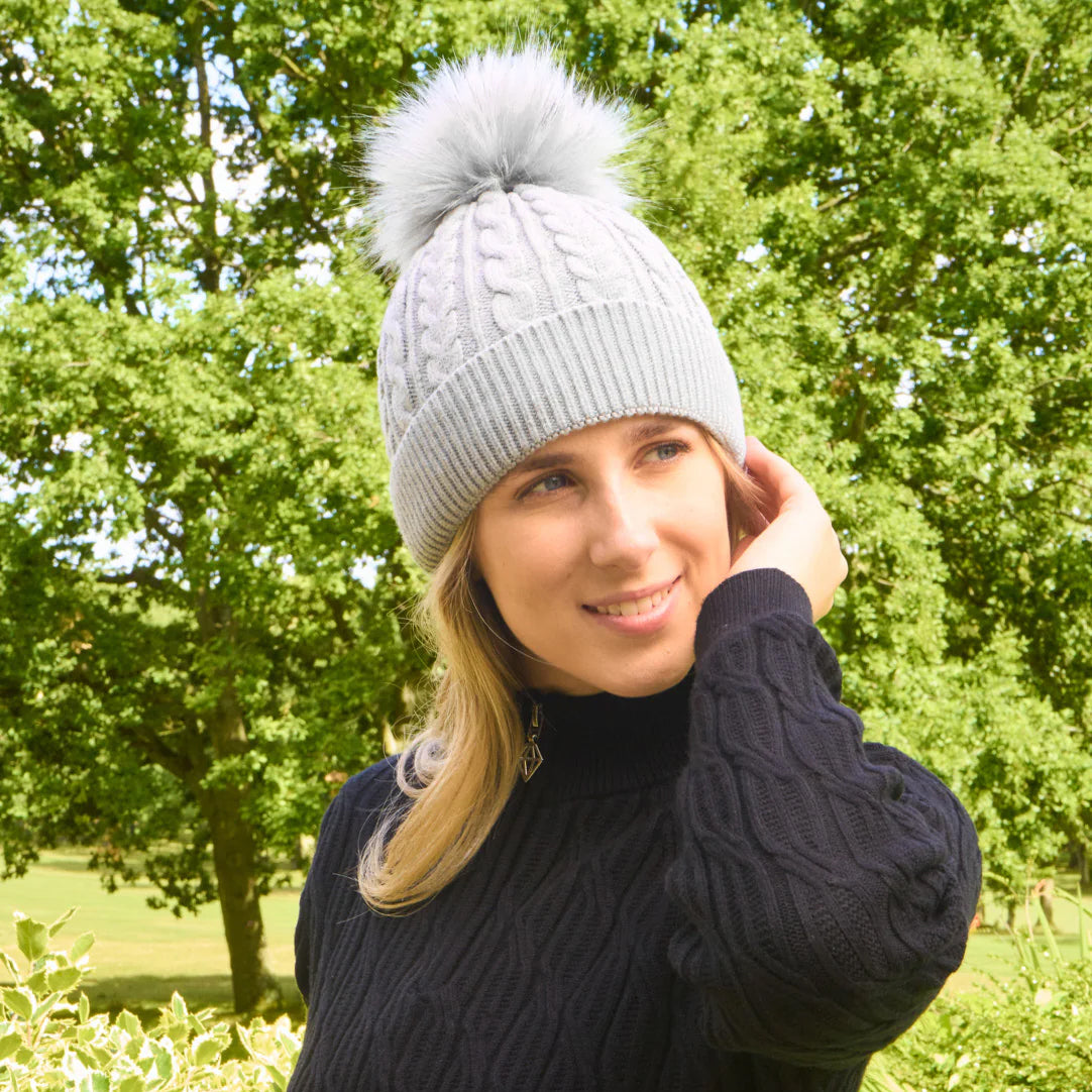 Surprizeshop Ladies Fleece Lined Waterproof Bobble Hat