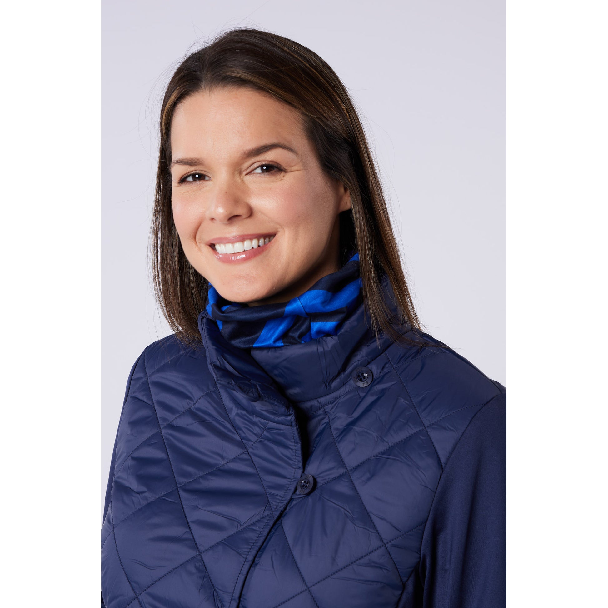 Swing Out Sister Ladies Quilted Hybrid Jacket with Lightweight Insulation in Navy
