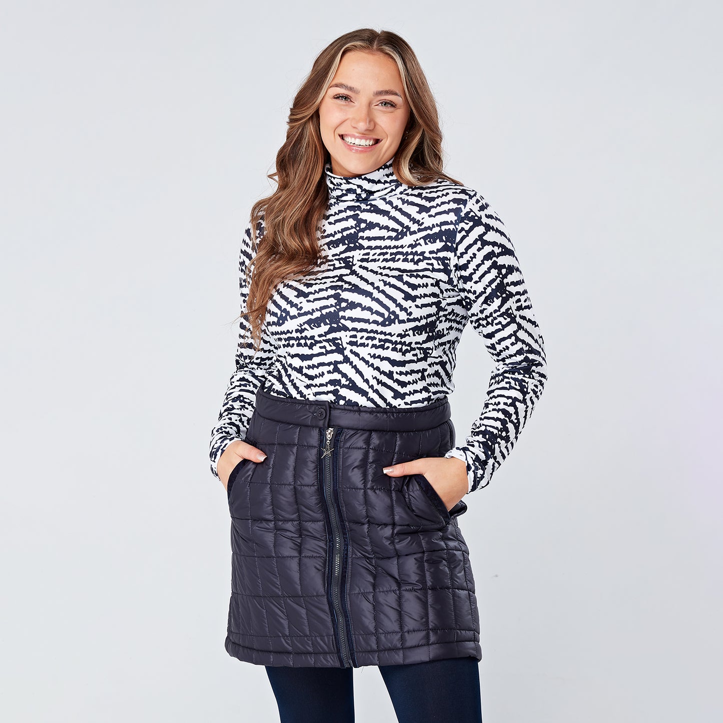 Swing Out Sister Ladies Padded Golf Skirt in Navy