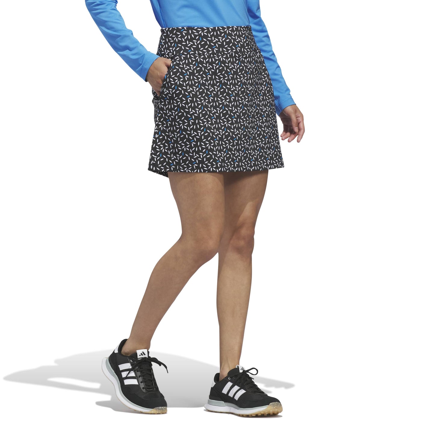 adidas Ladies Golf Skort with Elegant Print and Flattering Pull-On Waistband for a Smooth Silhouette