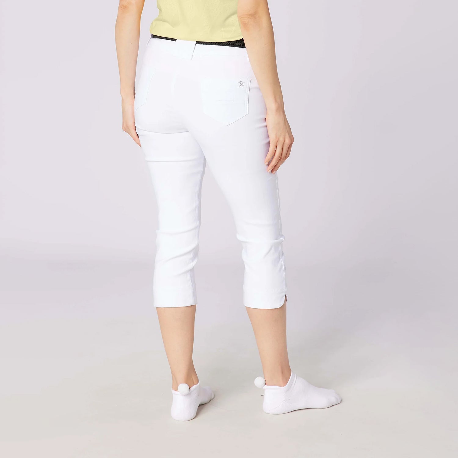 Swing Out Sister Women's Pull-On Stretch White Golf Capris