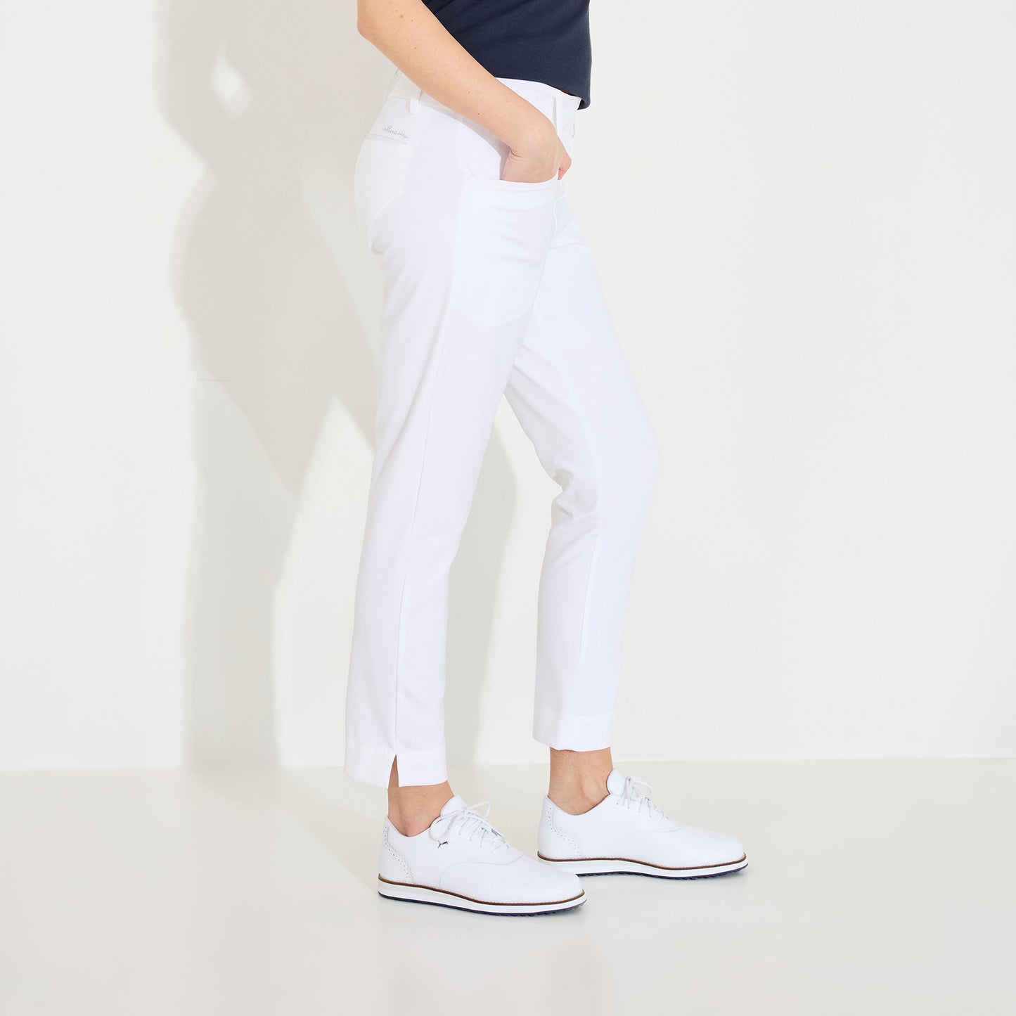 Abacus Ladies 7/8 Trousers - Effortless Style & Performance
