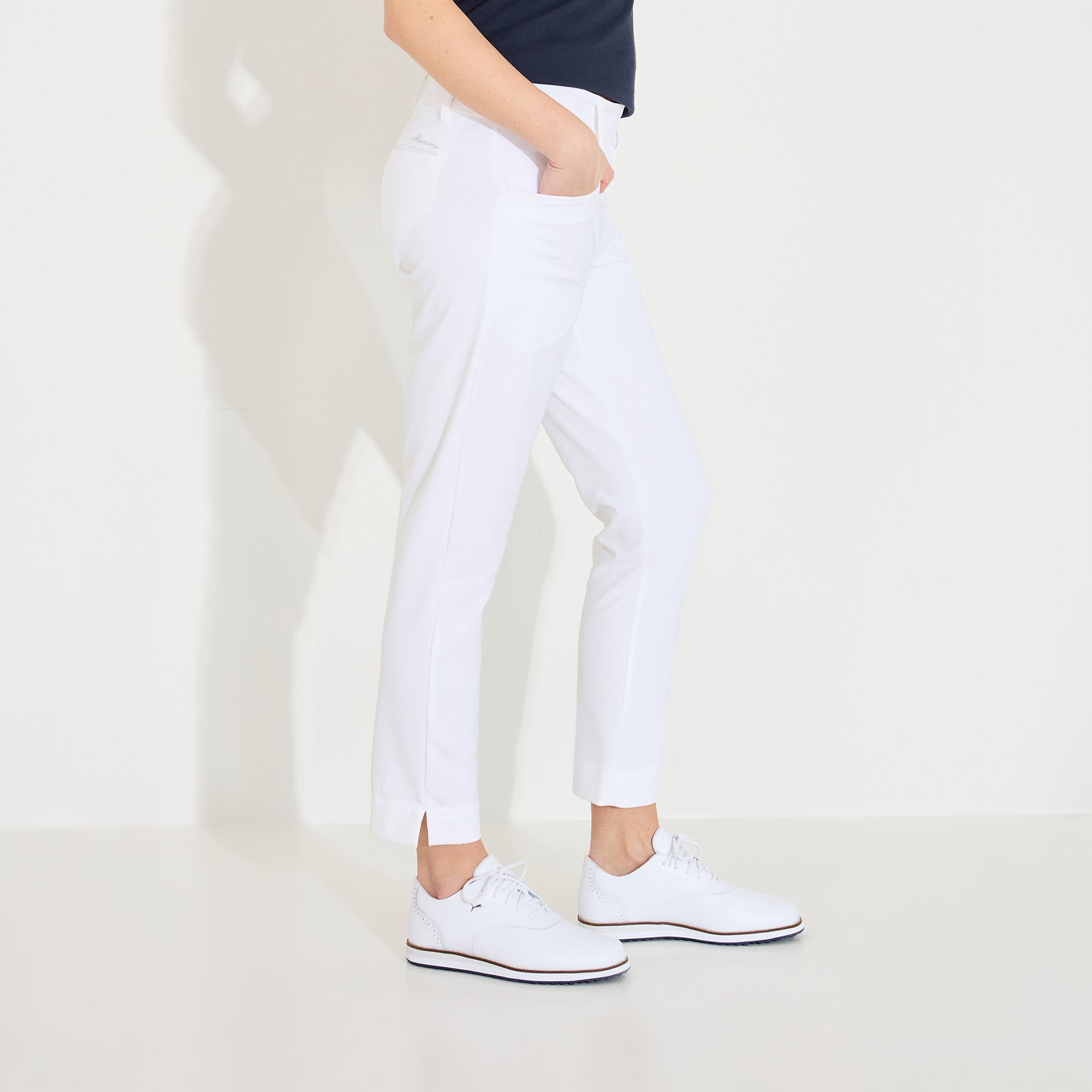 Abacus Ladies 7/8 Trousers - Effortless Style & Performance