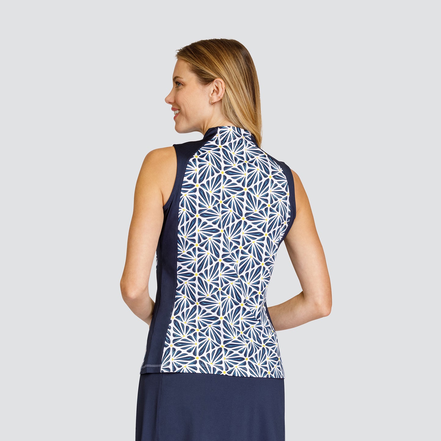 Tail Ladies Sleeveless Polo in Geometric Print 