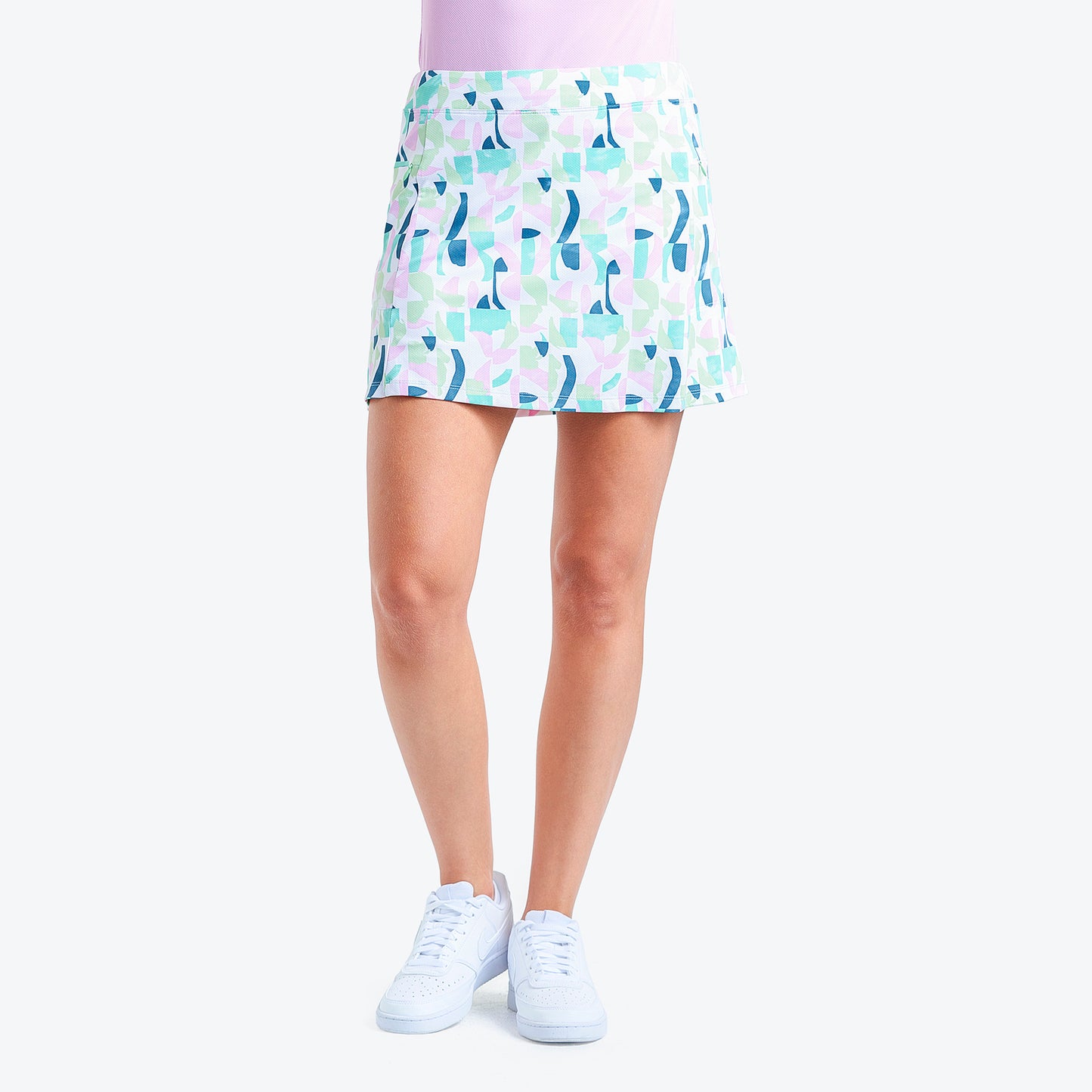 Nivo Ladies Livcool Pull-On Skort in Abstract Retro Print