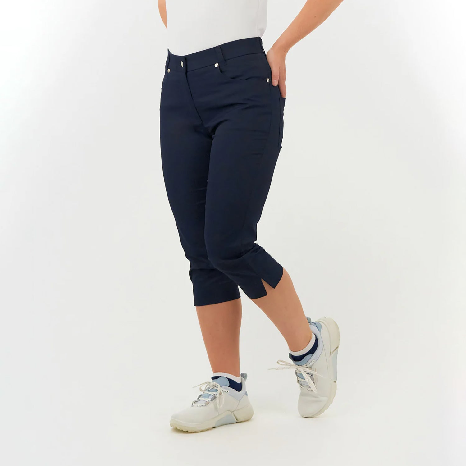 Pure Golf Ladies Stretch Capri in Navy