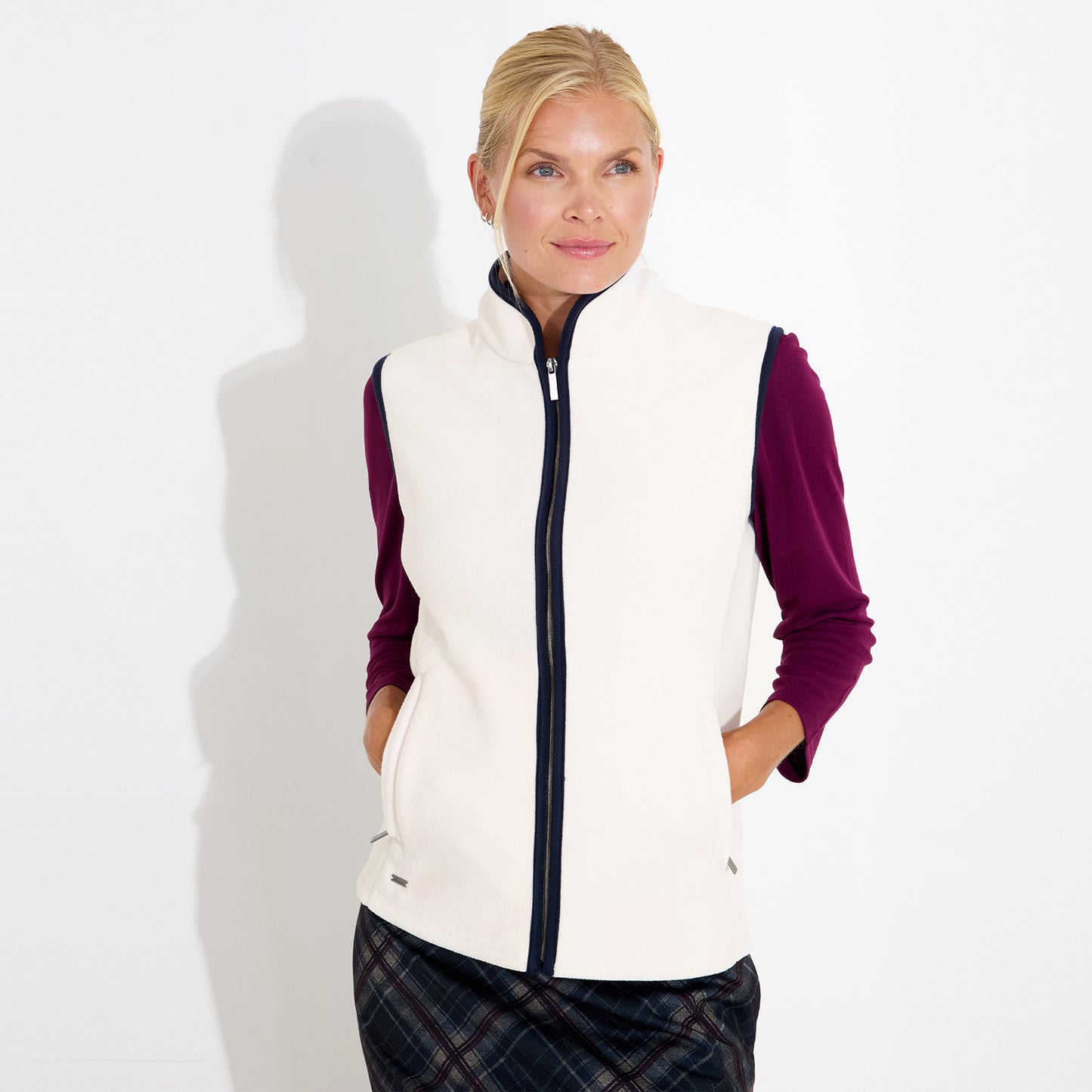 Abacus Ladies Super-Soft Fleece Gilet - Warmth, Comfort & Freedom to Move