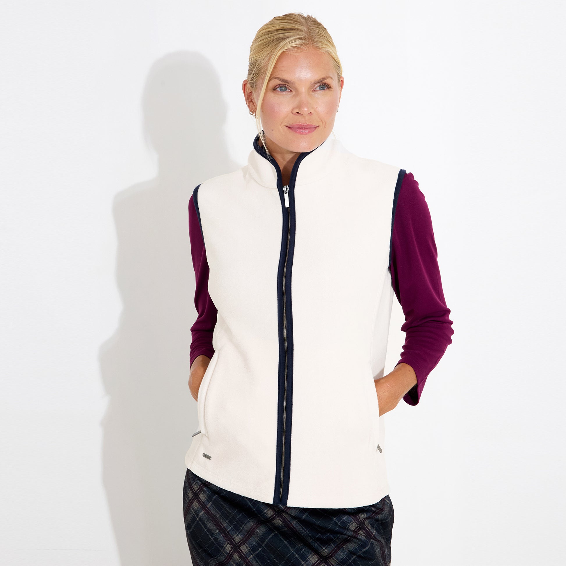 Abacus Ladies Super-Soft Fleece Gilet - Warmth, Comfort & Freedom to Move