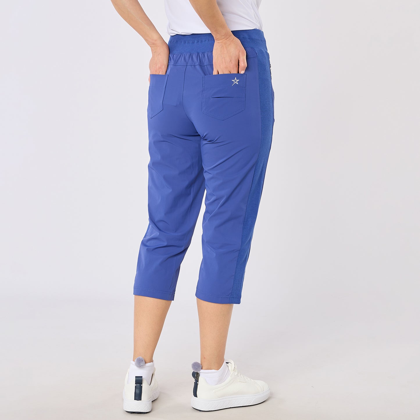 Swing Out Sister Ladies Pull-On Capris - Stretch Woven Comfort for Effortless Movement