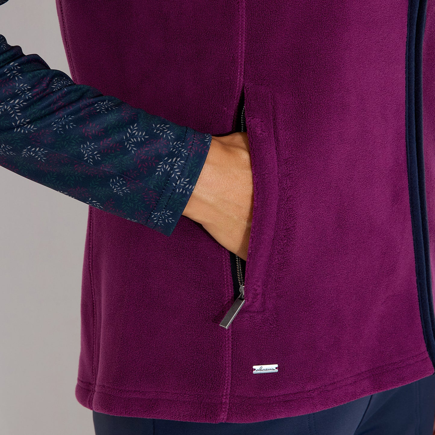 Abacus Ladies Super-Soft Fleece Gilet - Warmth, Comfort & Freedom to Move