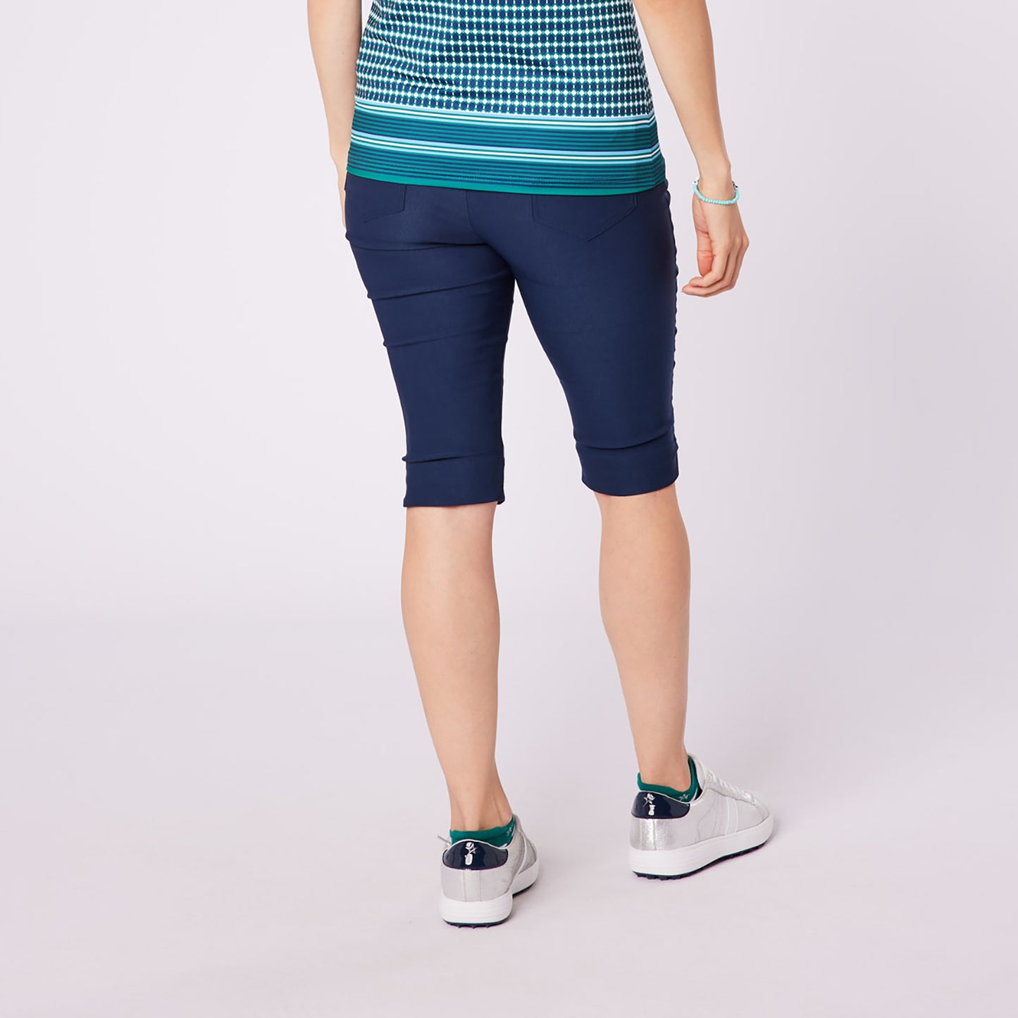 Swing Out Sister Ladies Pull-On Stretch City Shorts in Dark Navy