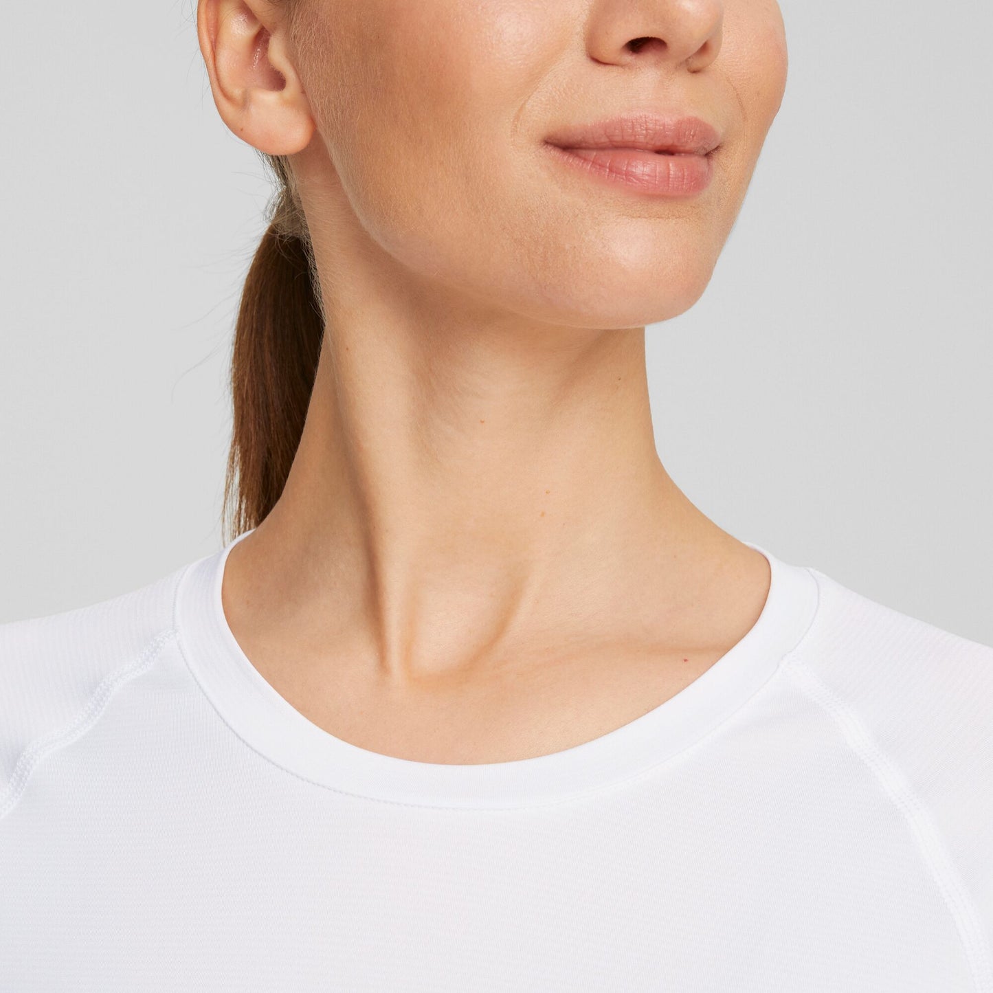Puma Ladies Long Sleeve Crew Neck Top with UPF50+ in Bright White