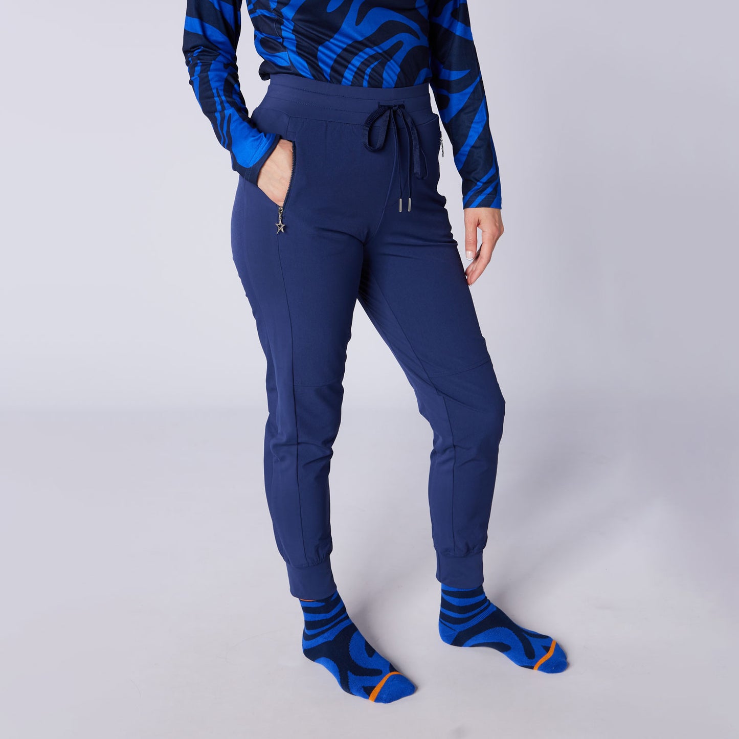 Swing Out Sister Ladies Wind & Water Resistant Pull-On Stretch Jogger in Navy