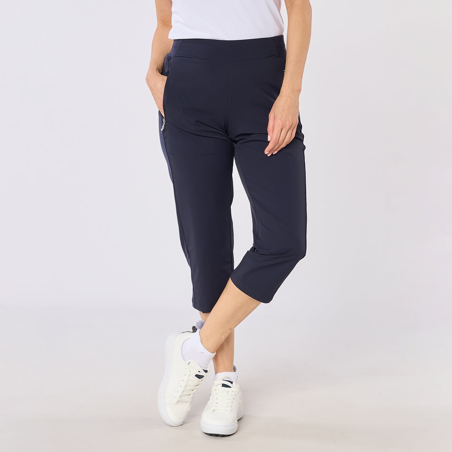 Swing Out Sister Ladies Rita Lightweight Pull-On Capris in Navy