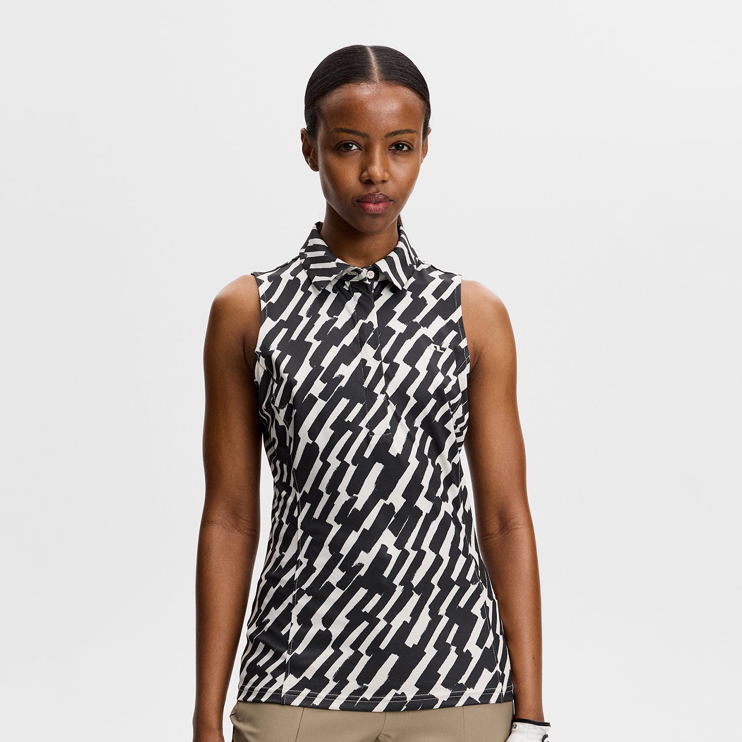 J.Lindeberg Ladies Printed Sleeveless Polo for Lightweight Performance with Standout Style