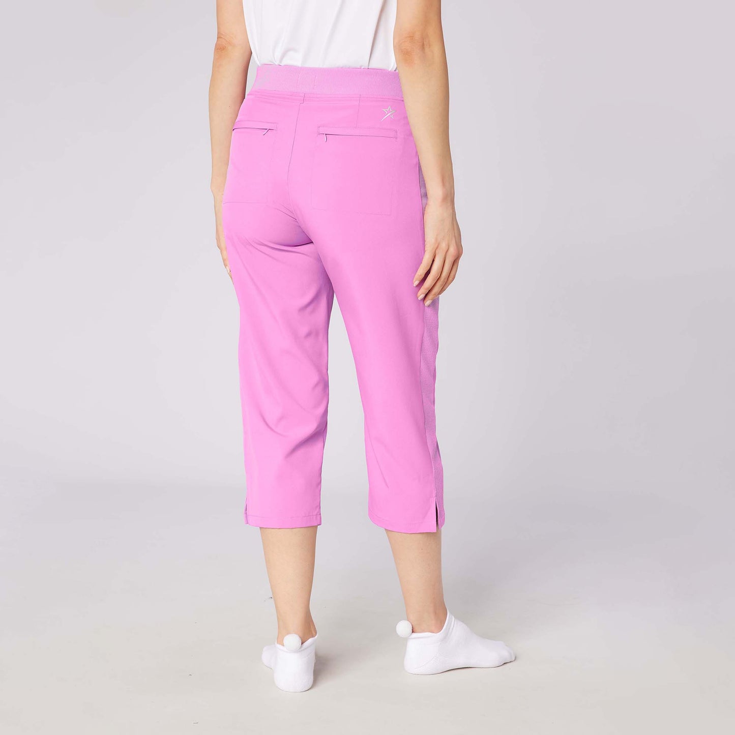 Swing Out Sister Ladies Rita Lightweight Pull-On Capris in Super Pink